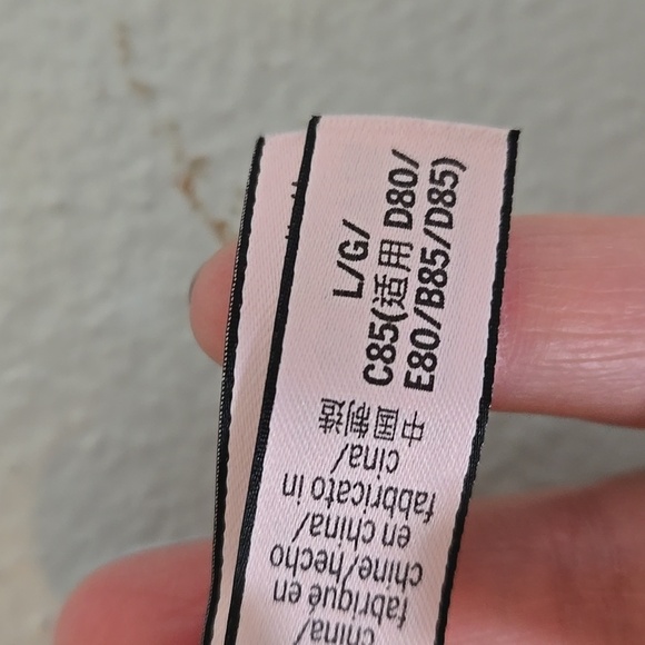 Victoria's Secret | Navy Lace Front Close Bralette Size Large - Picture 8 of 8